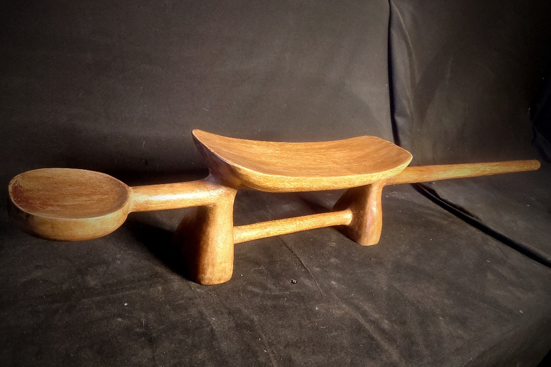 Props Fabrication · Thrones